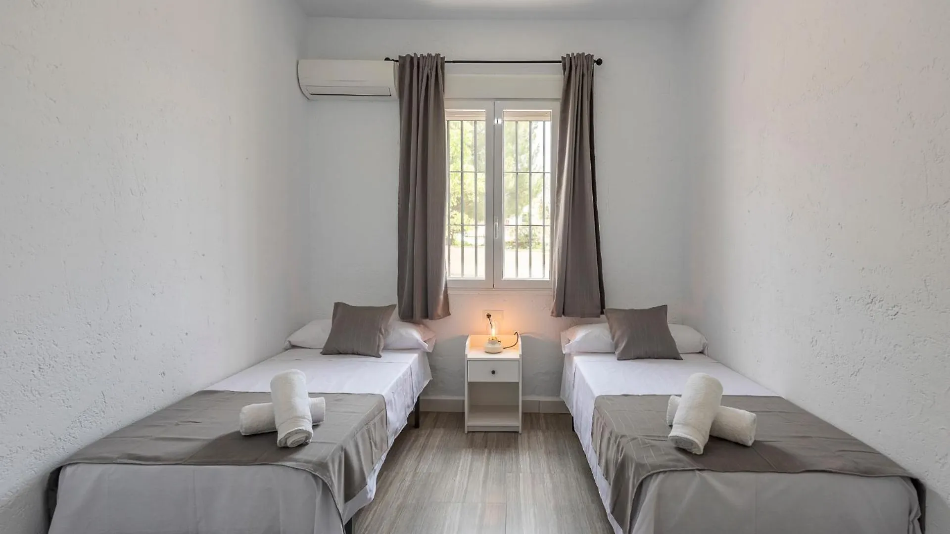Casa Rural Dehesa De Las Yeguas La Puebla de Cazalla Prázdninový dům